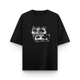 Eyes Chico They Never Lie Oversized Black Cotton T shirt