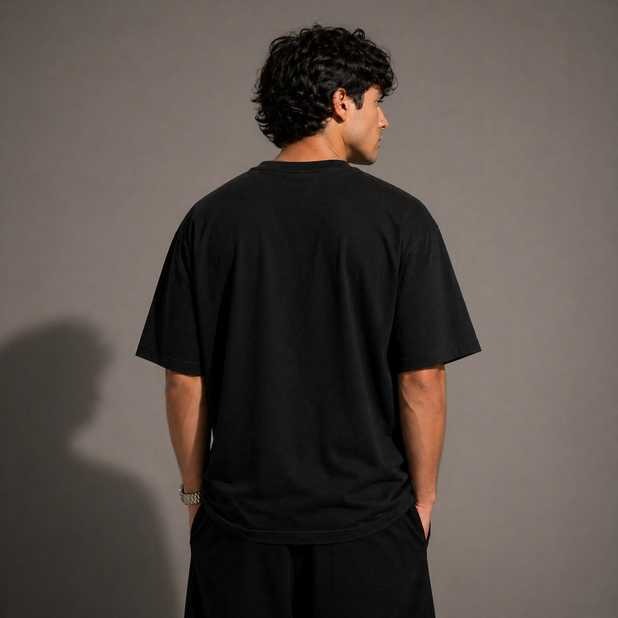 Eyes Chico They Never Lie Oversized Black Cotton T shirt