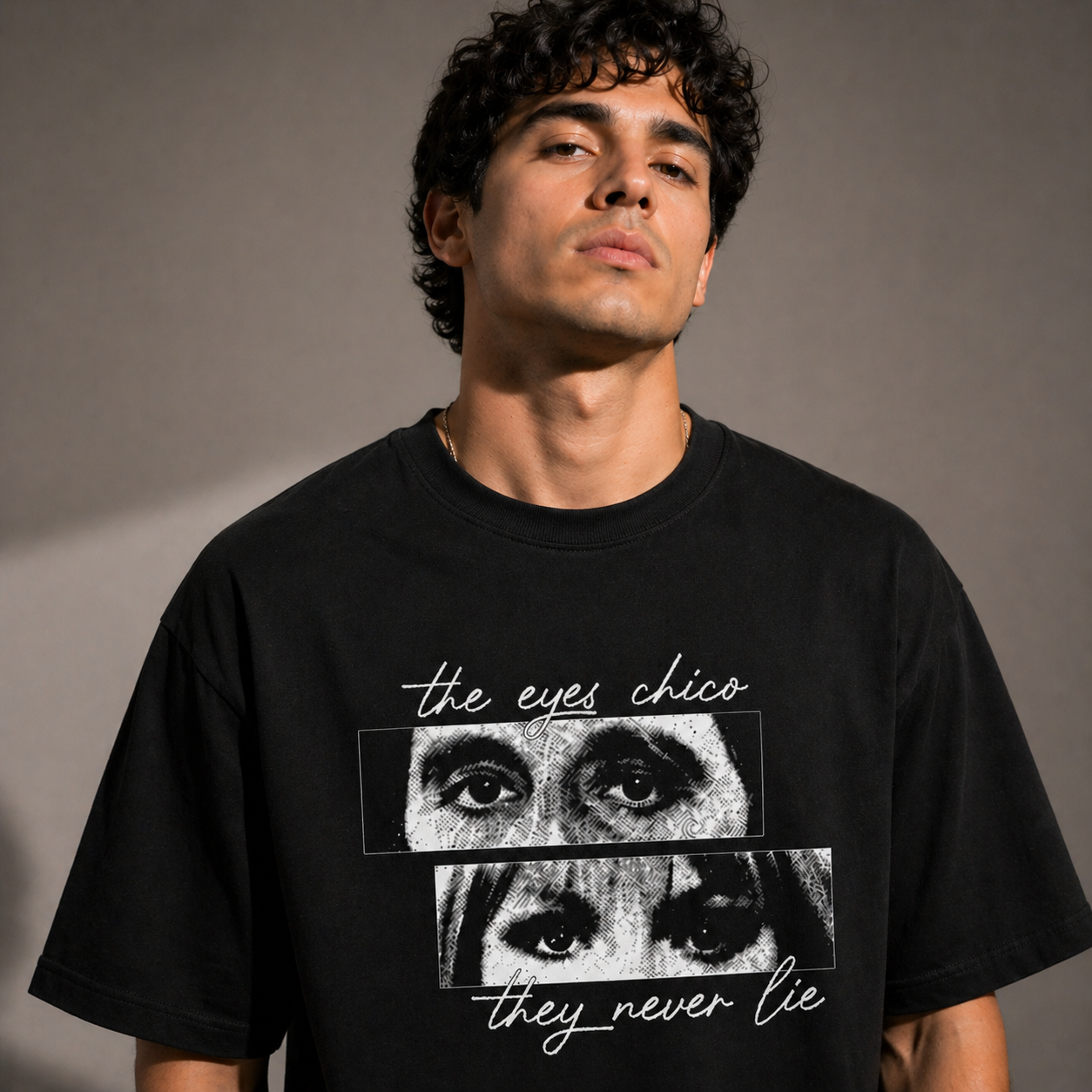 Eyes Chico They Never Lie Oversized Black Cotton T shirt